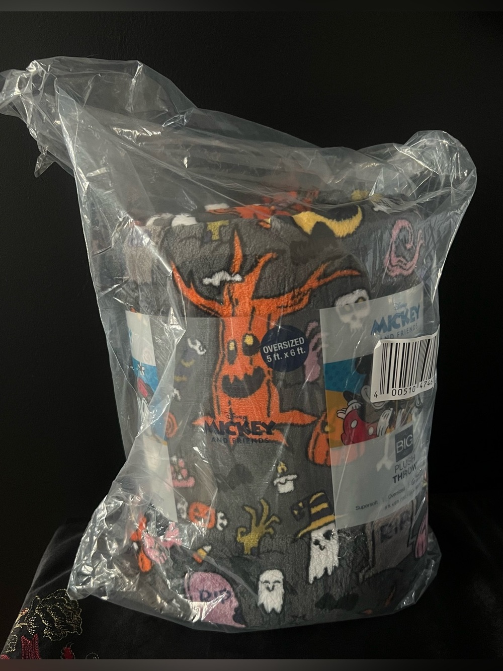 NEW Disney Halloween Mickey & Friends Oversized Throw Blanket 5'x6’